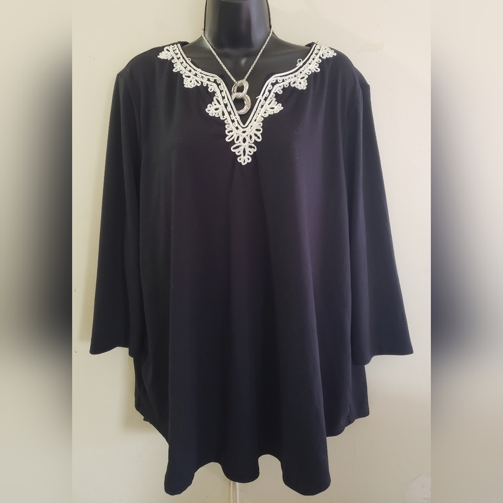 Ruby Rd/women's v-neck Top - Picture 7 of 7
